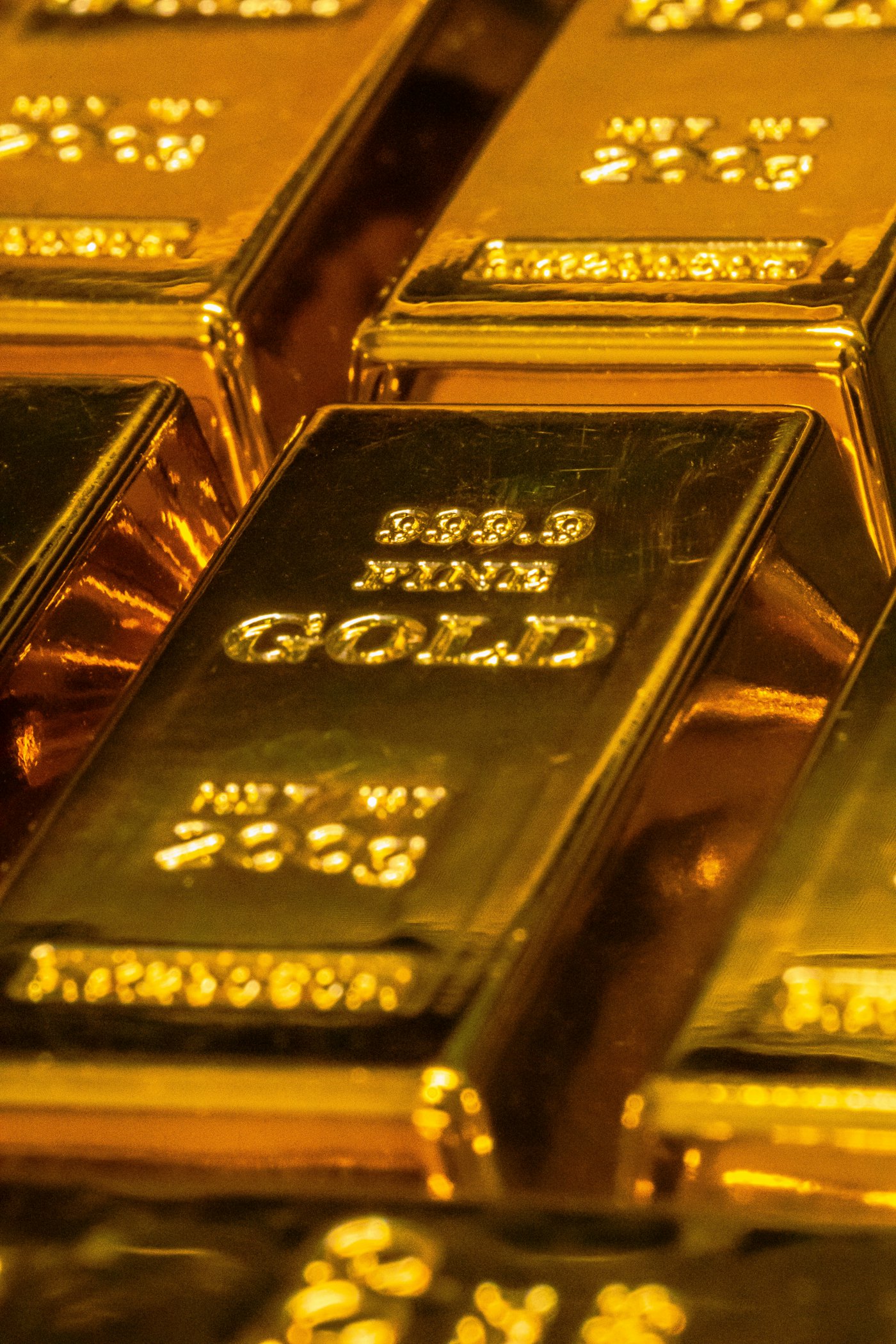 Fine gold bars